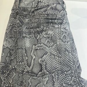 Stylish Gray Snake Print Jeans